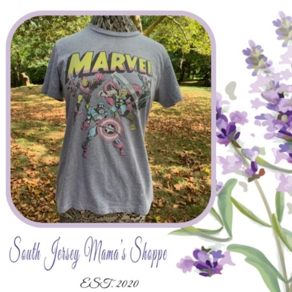 Marvel Avengers Women’s XL Vintage Look Tee Shirt NWOT (C39)